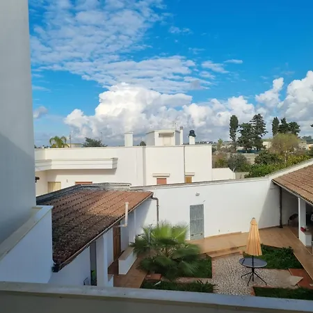 Bed and breakfast La Dimora Del Giglio Sternatia