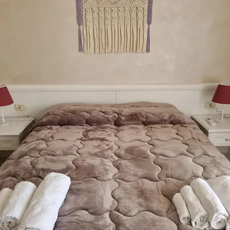 La Dimora Del Giglio Bed & Breakfast Sternatia